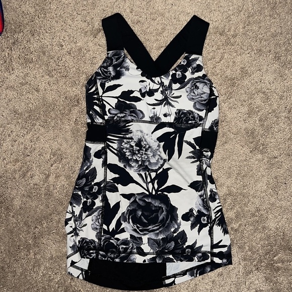 Lululemon Push Ur Your Limits Tank Brisk Bloom Black White Size 4 - Picture 10 of 10